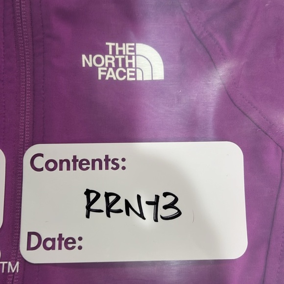 The North Face Girls Medium Amphibious Full-Zip Sun Hoodie Dark Pink Purple NWT - Picture 9 of 9
